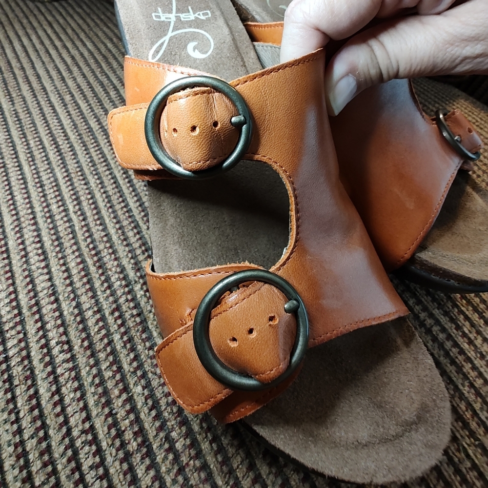 DANSKO FERN Brown Leather Slip On Buckle Platform Wedge Sandals Sz 39 US 8-8.5 - Picture 4 of 12